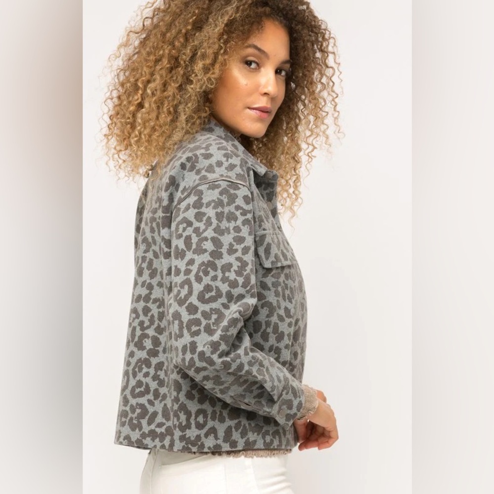 Mystree Grey Leopard Print Jacket L - image 3